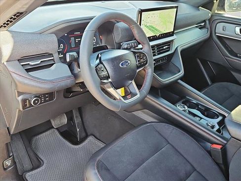 New 2026 Ford Explorer ST image 3