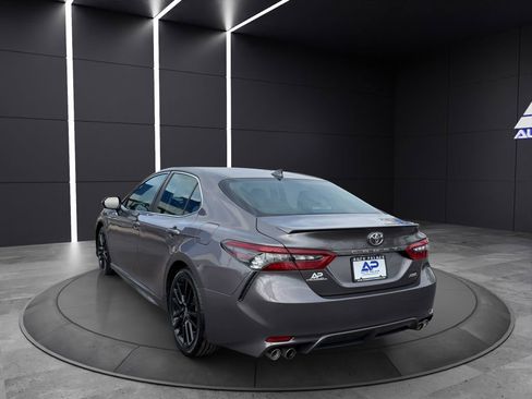 Used 2023 Toyota Camry XSE image 4