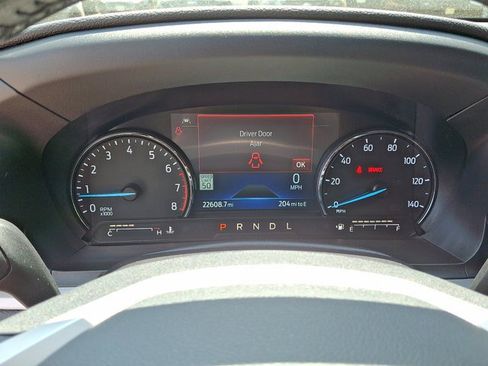 Certified 2023 Ford Explorer XLT w/ Equipment Group 202A AWD/4WD image 5