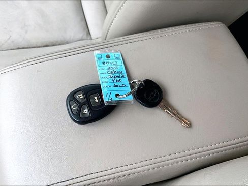 Used 2010 Chevrolet Impala LT w/ Luxury Edition Package image 31