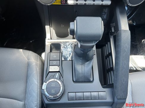 New 2026 Toyota Tacoma SR5 AWD/4WD image 22