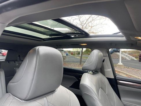 Used 2021 Toyota Highlander Platinum image 8