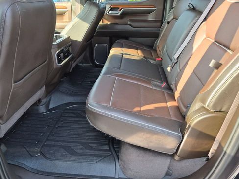Used 2022 GMC Sierra 1500 Denali AWD/4WD image 18