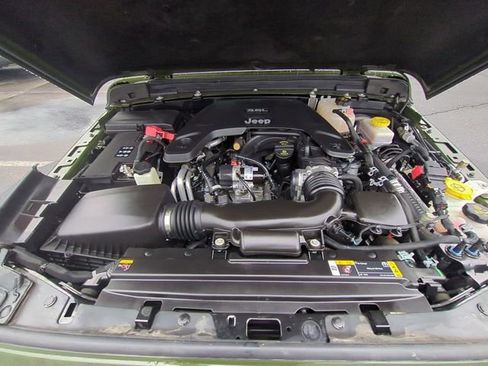 Certified 2021 Jeep Wrangler Sport S image 28