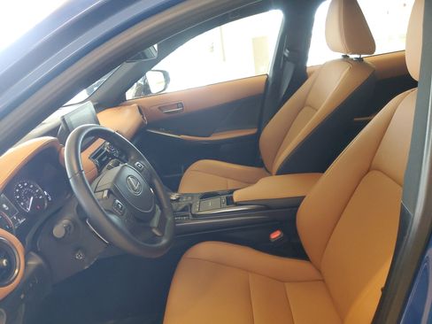 Certified 2023 Lexus IS 300 w/ Premium Package image 18