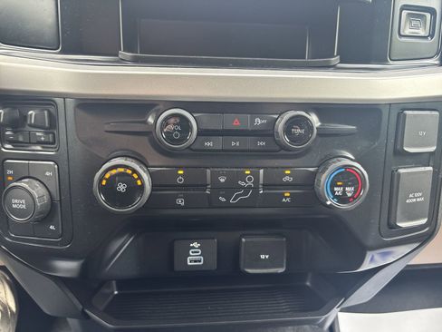 Used 2025 Ford F250 XLT AWD/4WD image 18