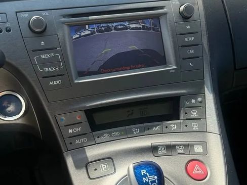 Used 2013 Toyota Prius Two FWD image 6