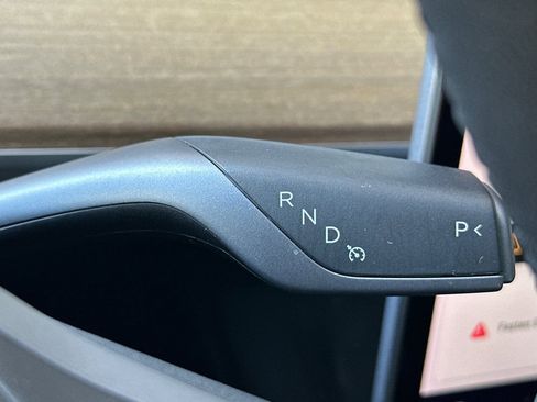 Used 2021 Tesla Model 3 Standard Range Plus RWD image 21