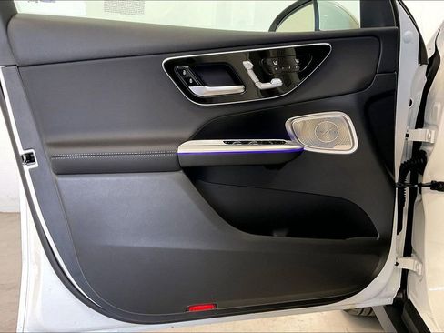 New 2026 Mercedes-Benz GLC 300 GLC 300 image 10