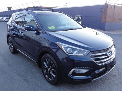 Used 2018 Hyundai Santa Fe Sport w/ 2.0T Ultimate Tech Package 05 AWD/4WD image 2