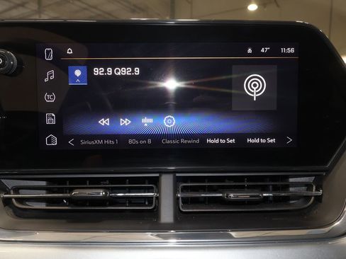 Certified 2025 Chevrolet Trax LT image 12