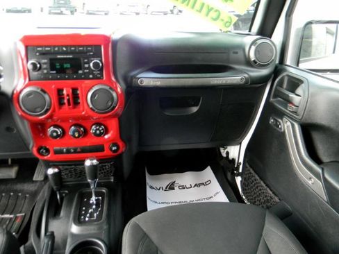 Used 2017 Jeep Wrangler Unlimited Sport w/ Quick Order Package 24S image 18