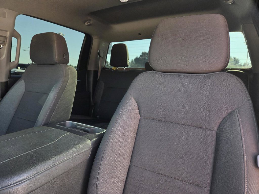 Used 2025 Chevrolet Silverado 1500 RST AWD/4WD image 13