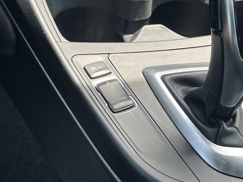 Used 2016 BMW 228i xDrive Convertible AWD/4WD image 26