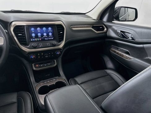 Used 2023 GMC Acadia Denali w/ Denali Ultimate Package FWD image 23