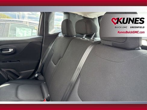 Used 2020 Jeep Renegade Sport FWD image 32
