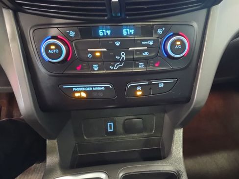 Used 2018 Ford Escape SEL AWD/4WD image 22