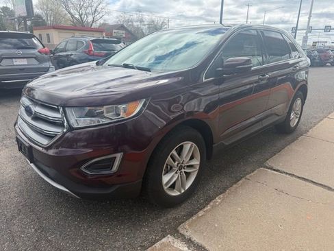 Used 2018 Ford Edge SEL w/ Equipment Group 201A AWD/4WD image 3