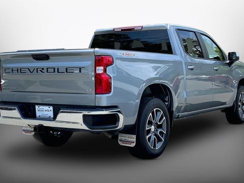 Used 2024 Chevrolet Silverado 1500 LT AWD/4WD image 14