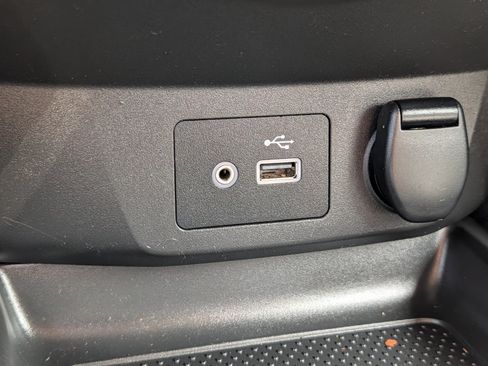 Used 2018 Nissan Rogue SL AWD/4WD image 33