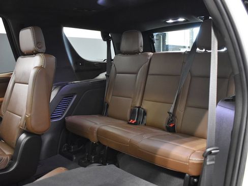 Used 2021 Chevrolet Tahoe High Country AWD/4WD image 40