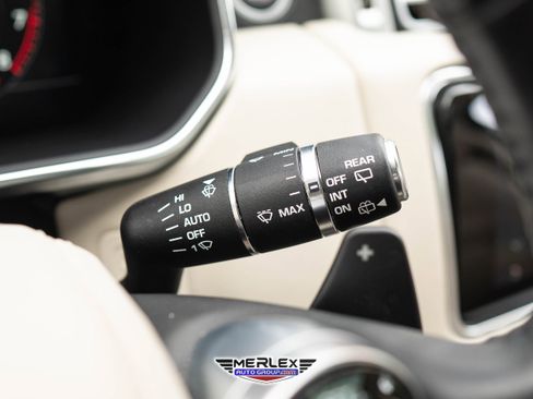 Used 2018 Land Rover Range Rover Supercharged image 28