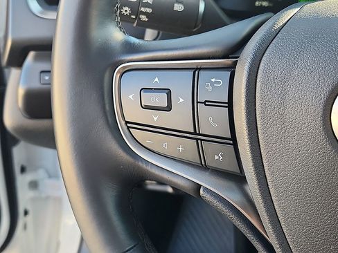 Used 2025 Lexus UX 300h AWD w/ Accessory Package (Z1) image 22