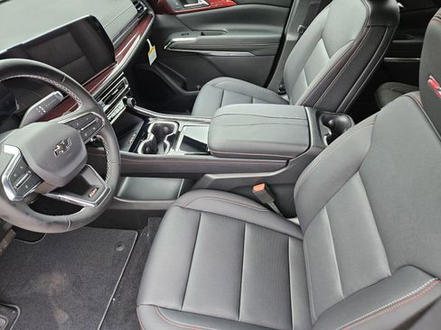 New 2026 Chevrolet Traverse Z71 w/ Driver Confidence Package image 17