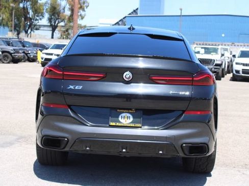 Used 2021 BMW X6 xDrive40i w/ M Sport Package AWD/4WD image 4