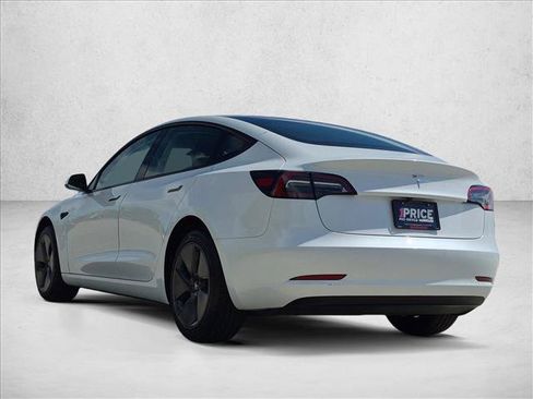 Used 2023 Tesla Model 3 Standard Range RWD image 8