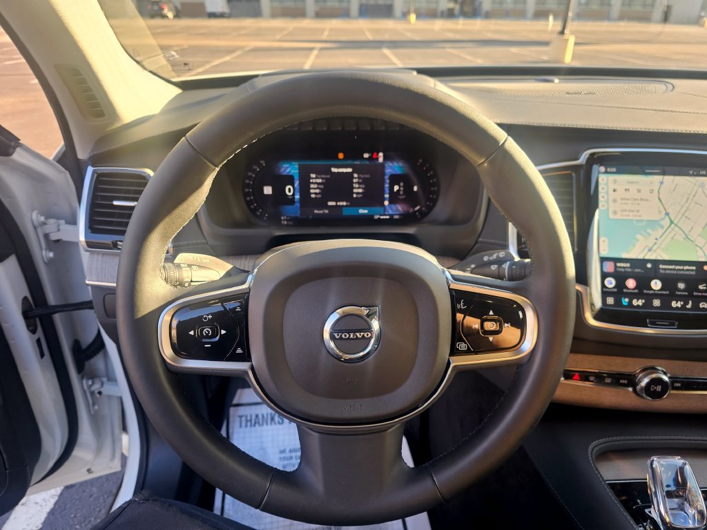 Certified 2024 Volvo XC90 B6 Ultimate w/ Protection Package Premier AWD/4WD image 20