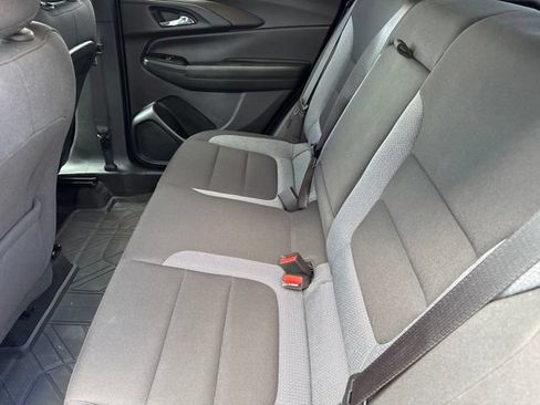 Used 2024 Chevrolet TrailBlazer LT w/ Convenience Package FWD image 20