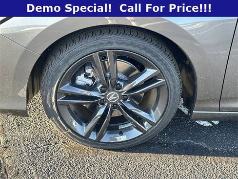 Used 2025 Acura Integra A-Spec image 11