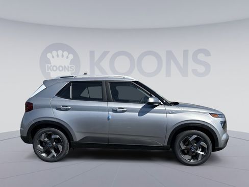 New 2026 Hyundai Venue SEL FWD image 8