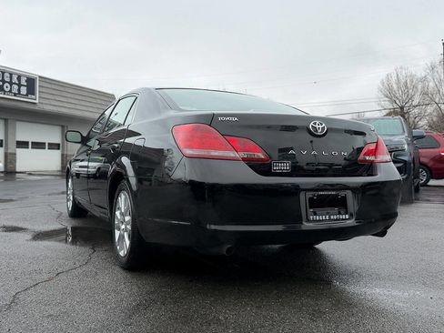 Used 2008 Toyota Avalon XLS image 24