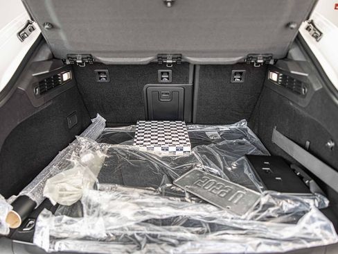 Used 2024 Maserati Levante Modena Ultima image 16