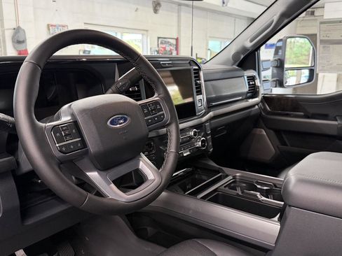 New 2026 Ford F350 Lariat image 13