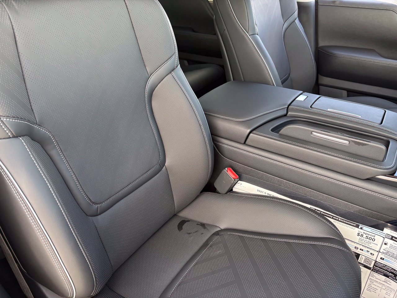 New 2027 INFINITI QX80 Luxe RWD image 11