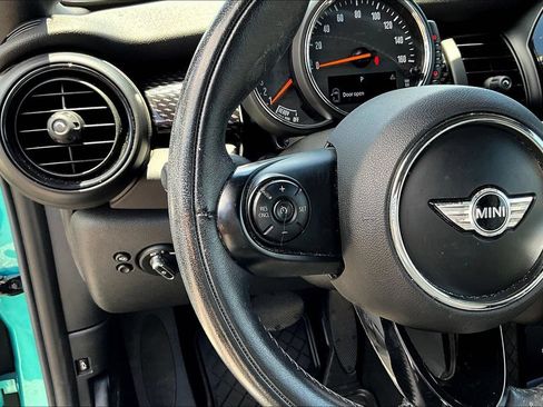 Used 2017 MINI Cooper S FWD image 11
