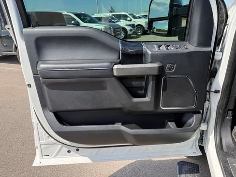 Used 2020 Ford F450 Platinum w/ FX4 Off-Road Package AWD/4WD image 7