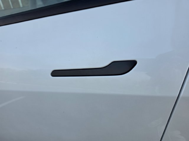 Used 2022 Tesla Model Y Performance AWD/4WD image 43