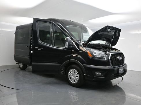 Used 2024 Ford Transit 350 XLT image 40