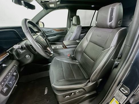 Used 2021 Cadillac Escalade Premium Luxury w/ Driver Assist Tech Package AWD/4WD image 28