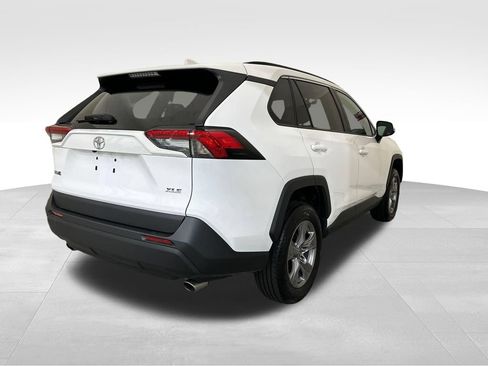 Used 2024 Toyota RAV4 XLE FWD image 5