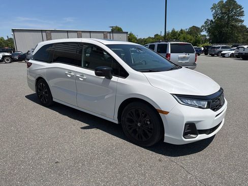 Used 2025 Honda Odyssey Sport-L image 9