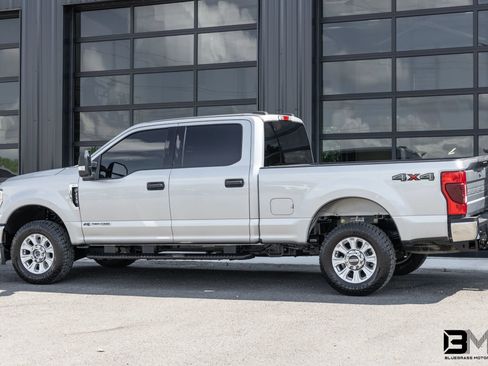 Used 2022 Ford F250 XLT AWD/4WD image 5