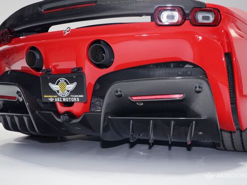 Used 2021 Ferrari SF90 Stradale image 9