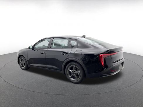 Used 2025 Kia K4 FWD image 7