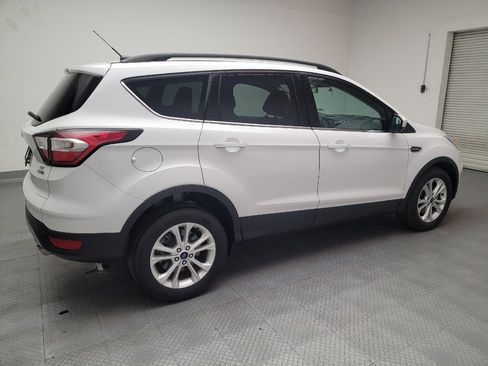 Used 2017 Ford Escape SE w/ SE Leather Comfort Package image 10