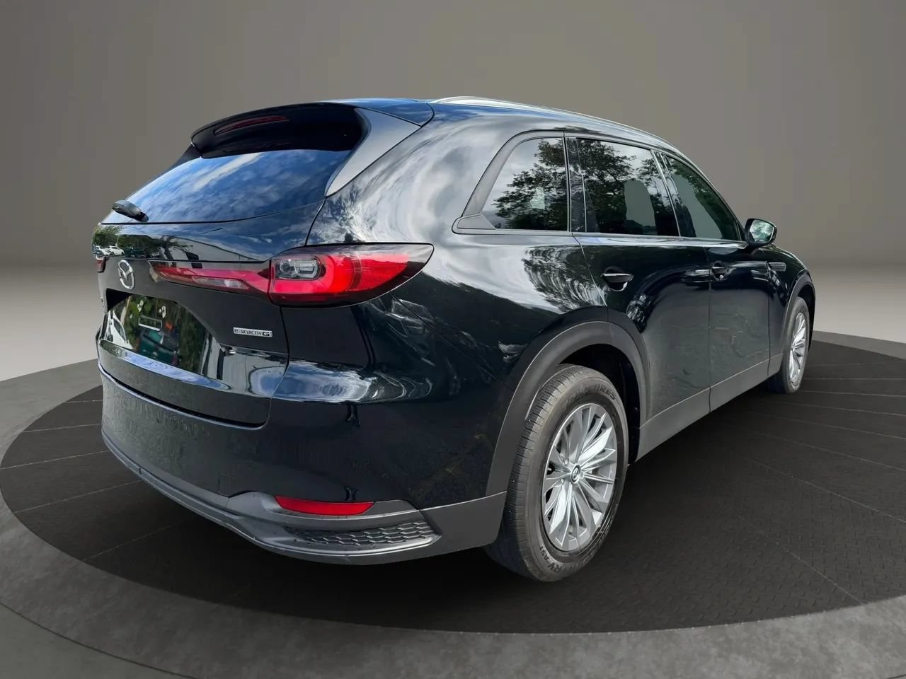 Used 2024 MAZDA CX-90 3.3 Turbo w/ Preferred Plus AWD/4WD image 5